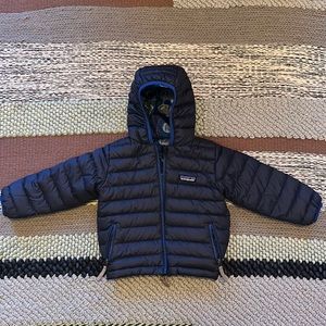 Patagonia toddler reversible down hoodie 2T
